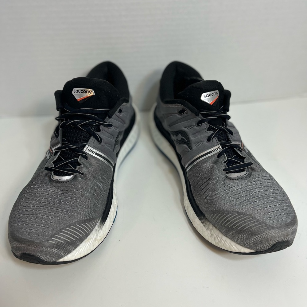 Saucony Mens Hurricane 22 S20544-25 Size 12